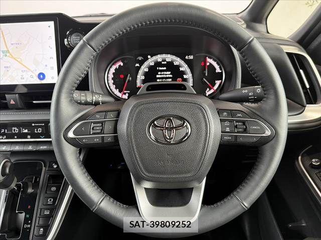Toyota VOXY 2024-04 8782546-26