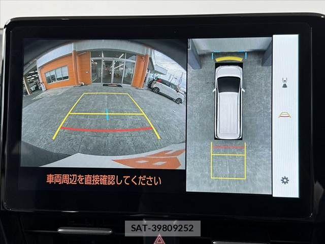 Toyota VOXY 2024-04 8782546-4