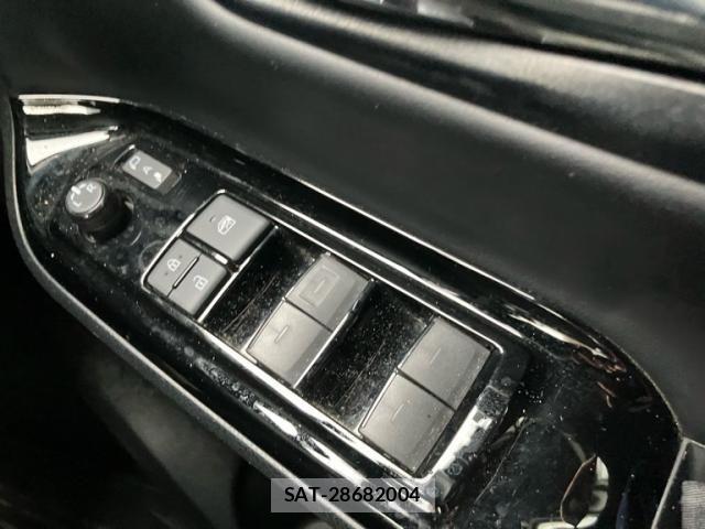Toyota VOXY 2020-12 8782553-12