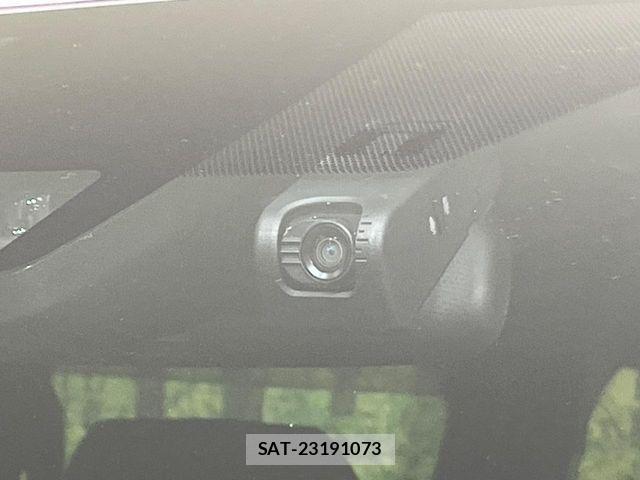 Toyota VOXY 2020-02 8782555-7