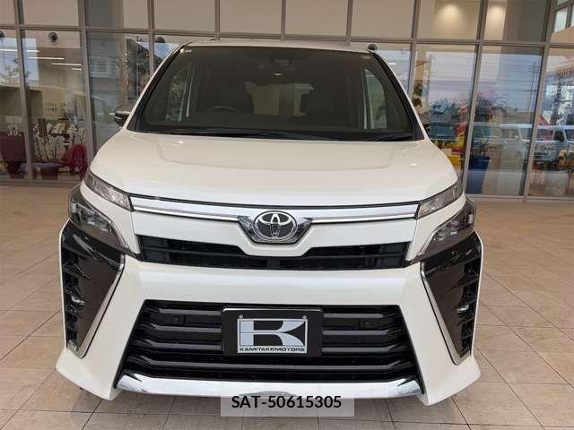 Toyota VOXY 2022-01 8782560-7