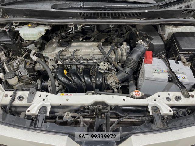 Toyota VOXY 2017-11 8782574-18