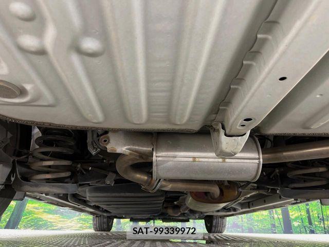 Toyota VOXY 2017-11 8782574-19