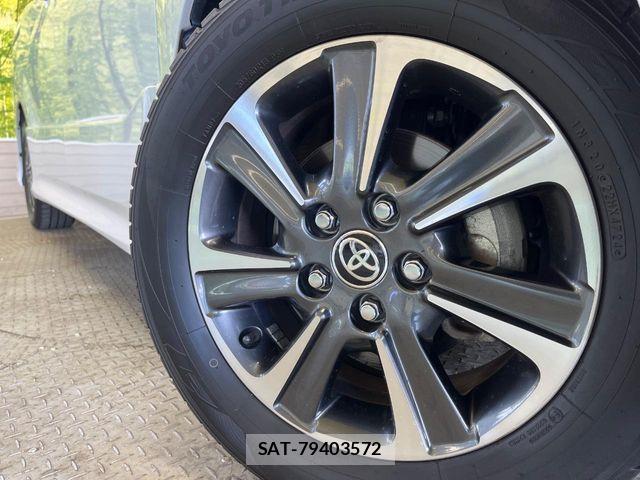 Toyota VOXY 2019-07 8782556-12