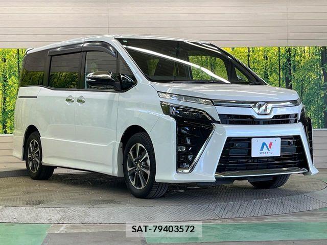 Toyota VOXY 2019-07 8782556-15