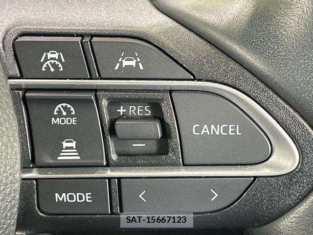 Toyota VOXY 2023-01 8782551-5