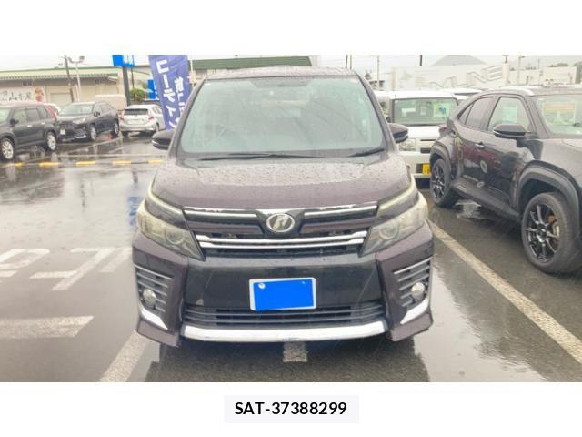Toyota VOXY 2014-02 8782577-9