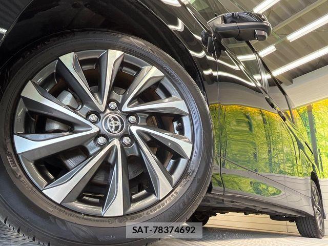 Toyota VOXY 2023-10 8782547-13