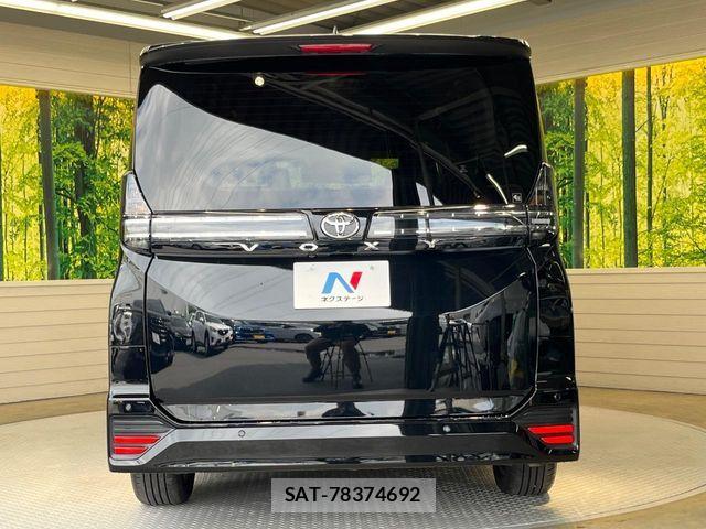 Toyota VOXY 2023-10 8782547-15