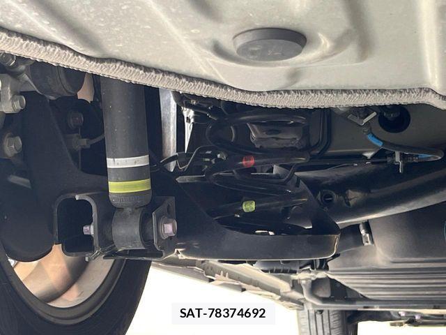 Toyota VOXY 2023-10 8782547-19