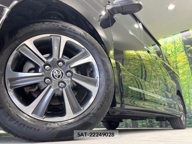 Toyota VOXY 2021-01 8782552-13