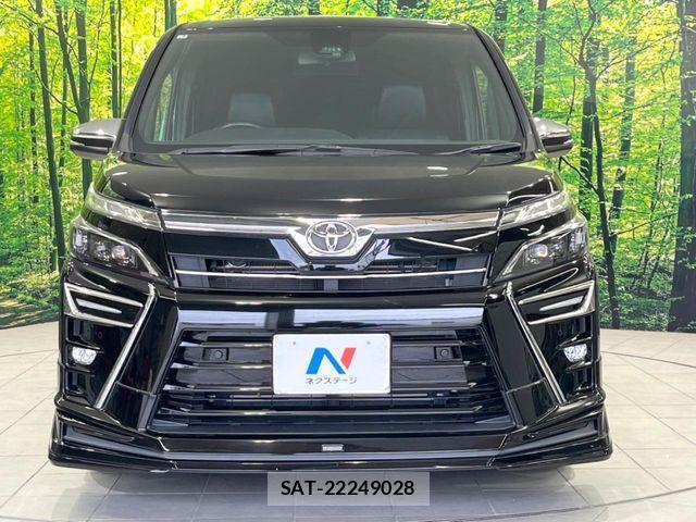 Toyota VOXY 2021-01 8782552-14