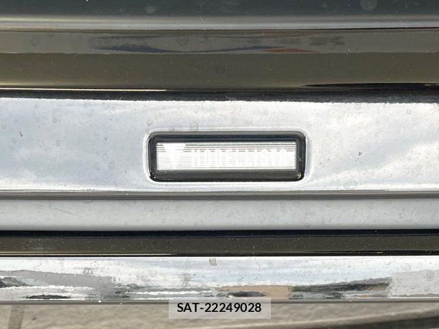 Toyota VOXY 2021-01 8782552-2