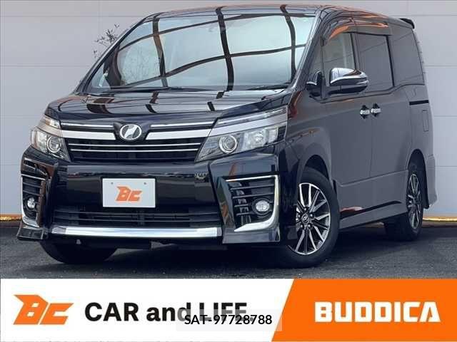 Toyota VOXY 2017-05 8782572-0