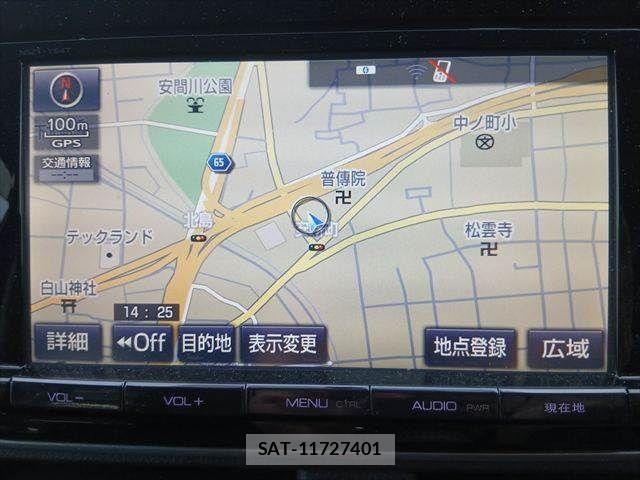 Toyota VOXY 2015-11 8782571-5