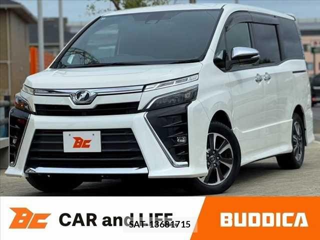 Toyota VOXY 2018-03 8782568-0