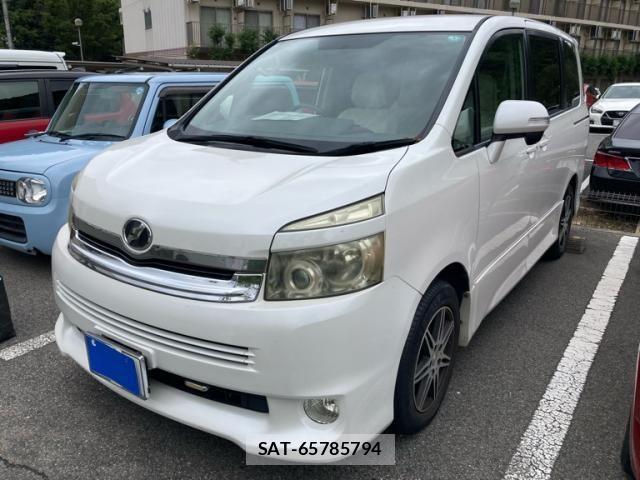 Toyota VOXY 2007-11 8782580-0