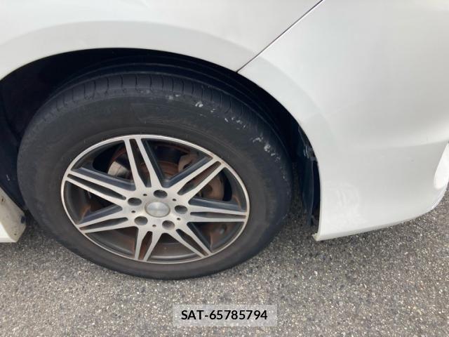 Toyota VOXY 2007-11 8782580-5