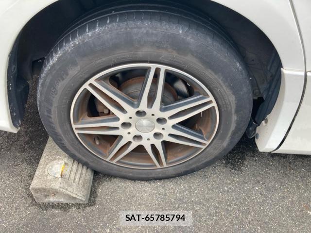 Toyota VOXY 2007-11 8782580-8
