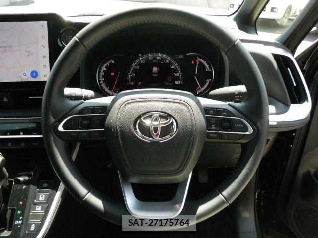 Toyota VOXY 2024-07 8782550-12