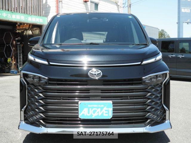 Toyota VOXY 2024-07 8782550-5