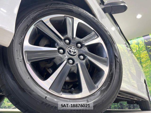 Toyota VOXY 2019-01 8782573-13