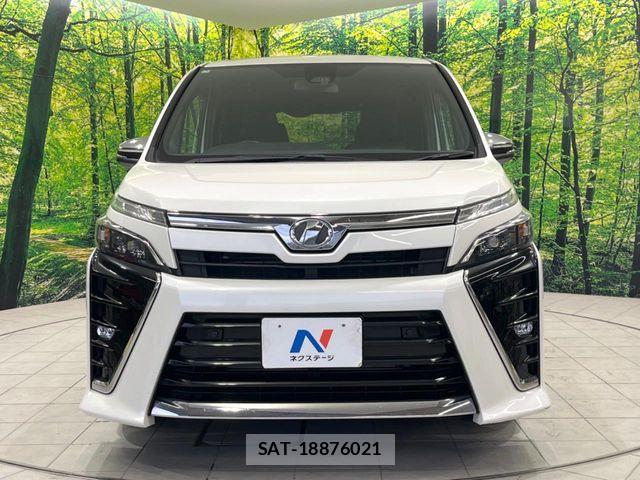 Toyota VOXY 2019-01 8782573-14