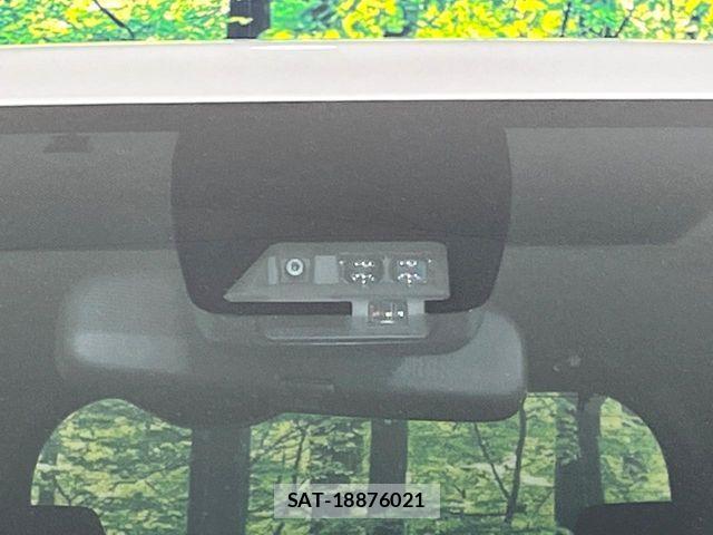 Toyota VOXY 2019-01 8782573-4