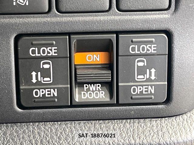 Toyota VOXY 2019-01 8782573-5