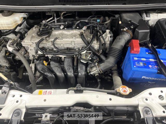 Toyota VOXY 2017-08 8782569-18