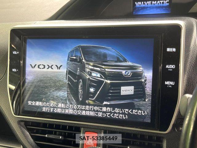 Toyota VOXY 2017-08 8782569-2
