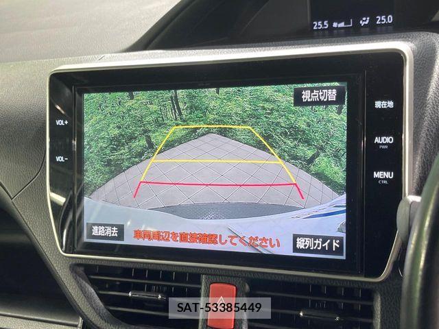 Toyota VOXY 2017-08 8782569-3