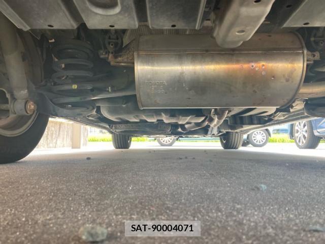 Toyota VOXY 2010-05 8782583-9