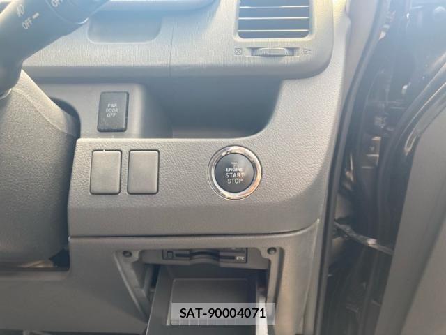 Toyota VOXY 2010-05 8782583-14