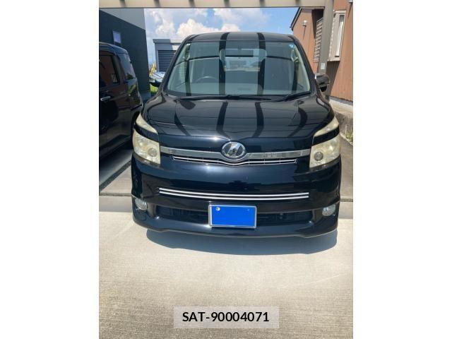Toyota VOXY 2010-05 8782583-1