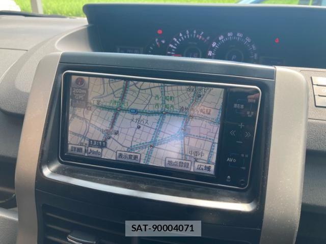 Toyota VOXY 2010-05 8782583-19