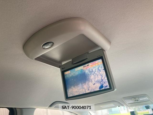 Toyota VOXY 2010-05 8782583-20