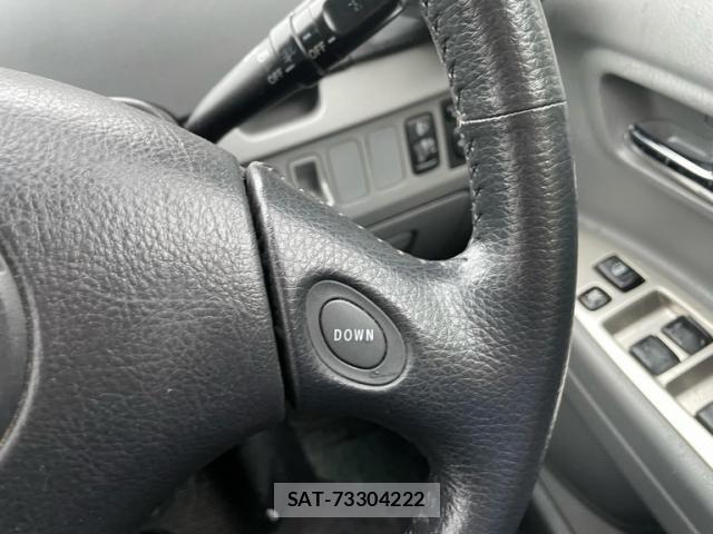 Toyota VOXY 2004-12 8782582-19