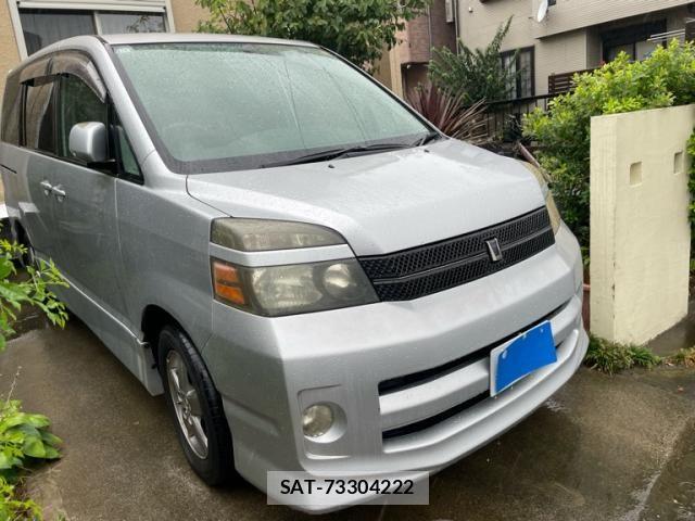 Toyota VOXY 2004-12 8782582-4
