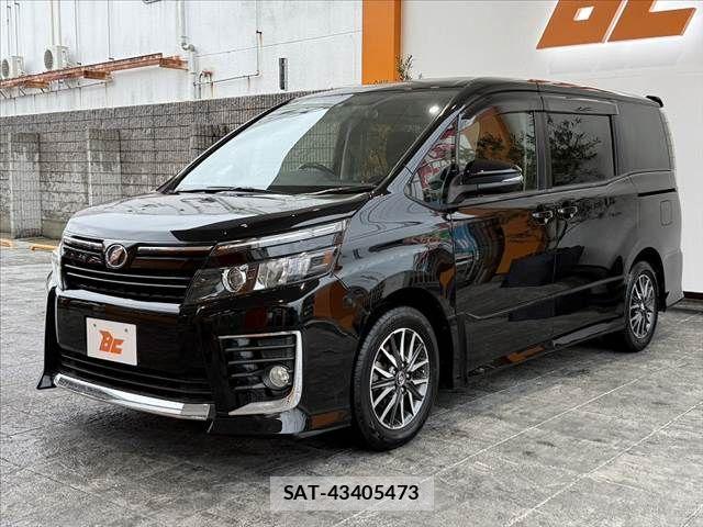 Toyota VOXY 2014-07 8782575-9