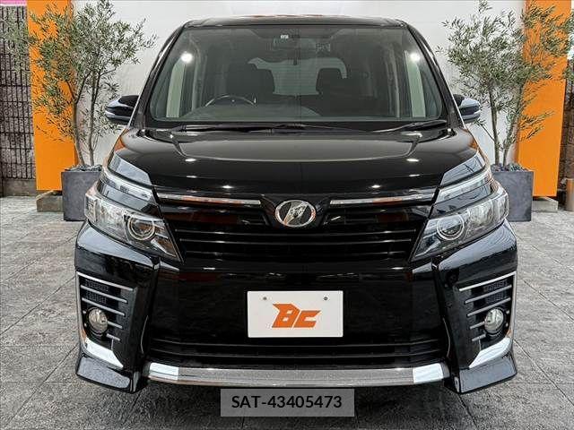 Toyota VOXY 2014-07 8782575-8