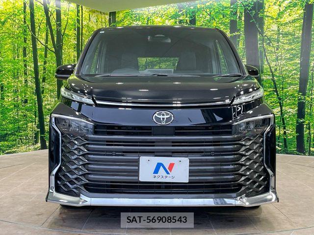 Toyota VOXY 2023-08 8783080-14