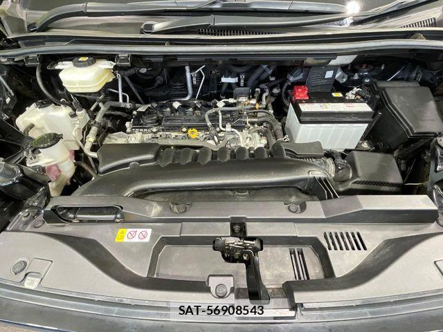 Toyota VOXY 2023-08 8783080-18