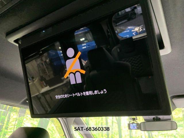 Toyota VOXY 2022-08 8782541-5