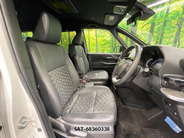 Toyota VOXY 2022-08 8782541-8