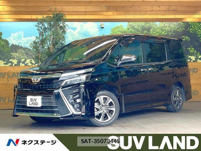 Toyota VOXY 2018-03 8782567-0