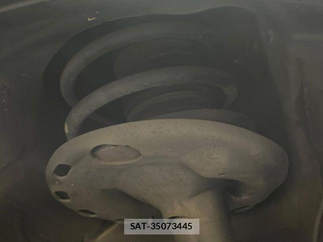 Toyota VOXY 2018-03 8782567-19