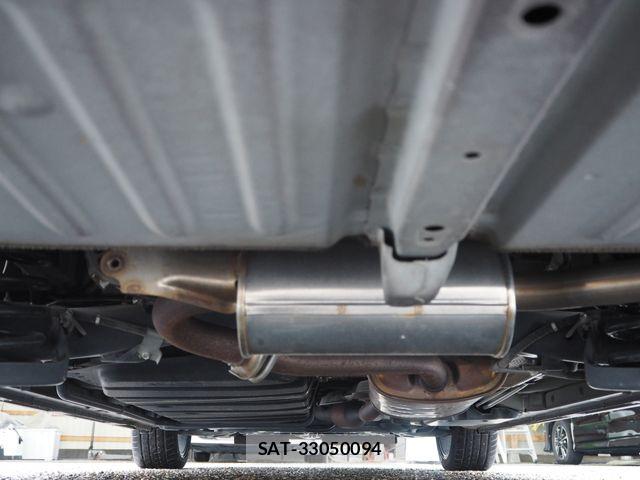 Toyota VOXY 2017-07 8797908-17
