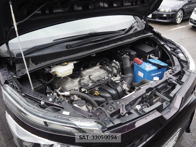 Toyota VOXY 2017-07 8797908-19