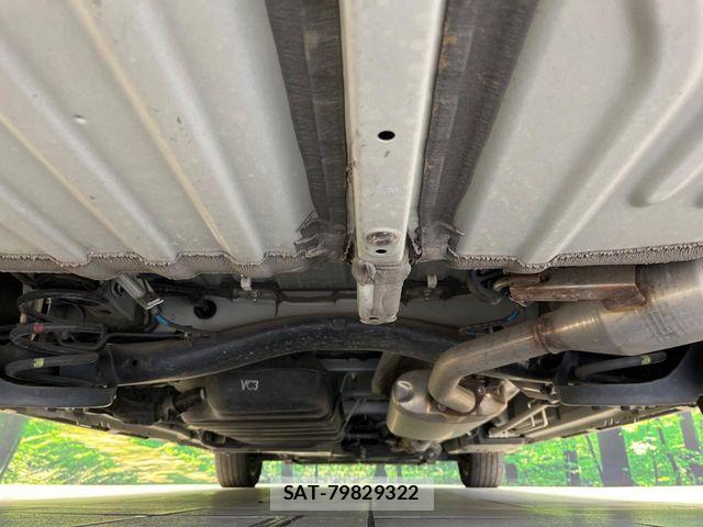 Toyota VOXY 2022-12 8797885-19